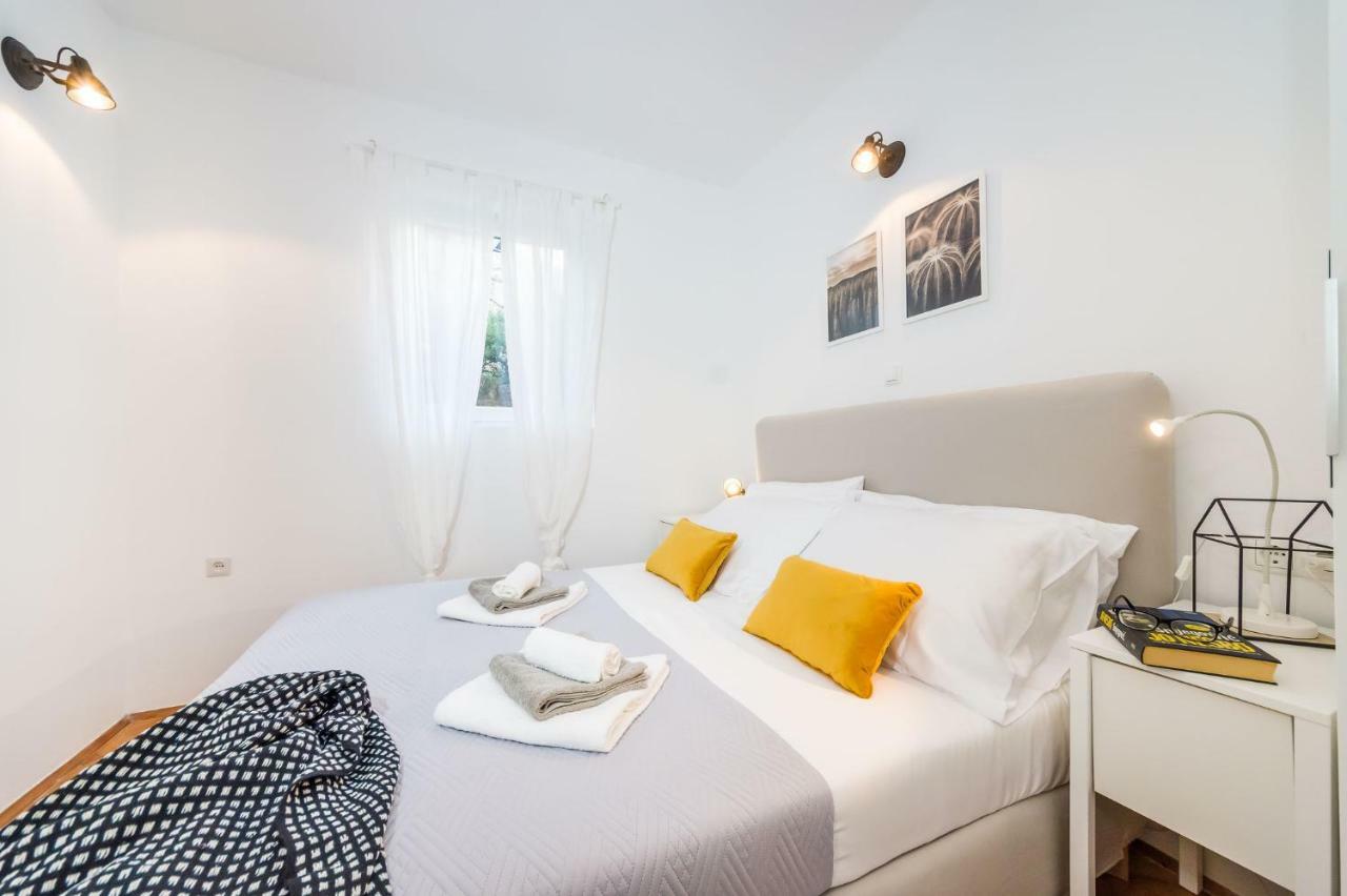 Sestrice Apartment Drage Exterior foto