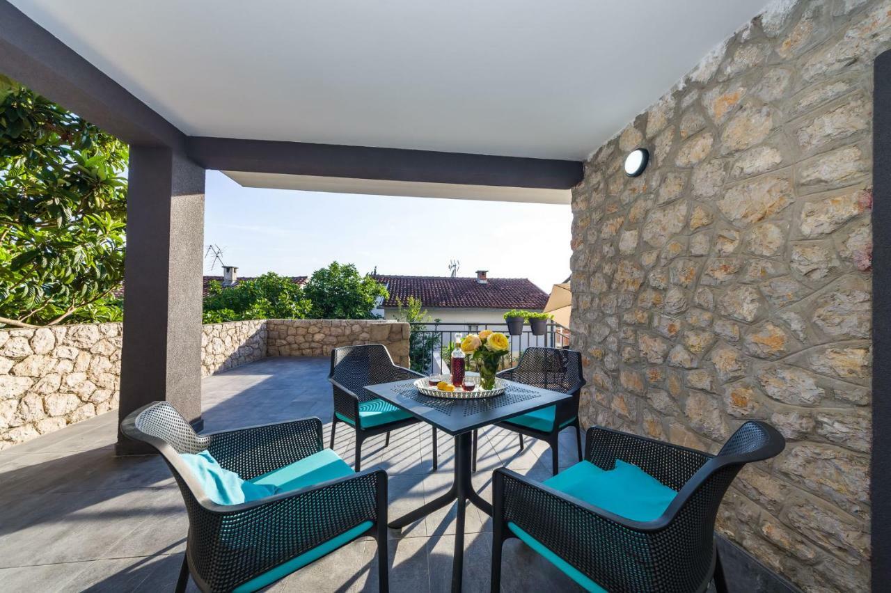 Sestrice Apartment Drage Exterior foto