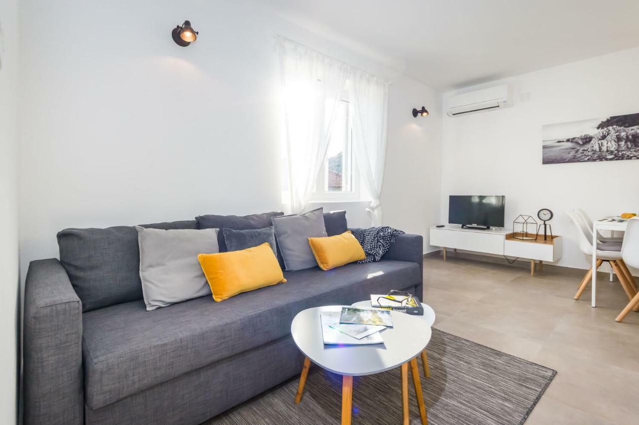 Sestrice Apartment Drage Exterior foto