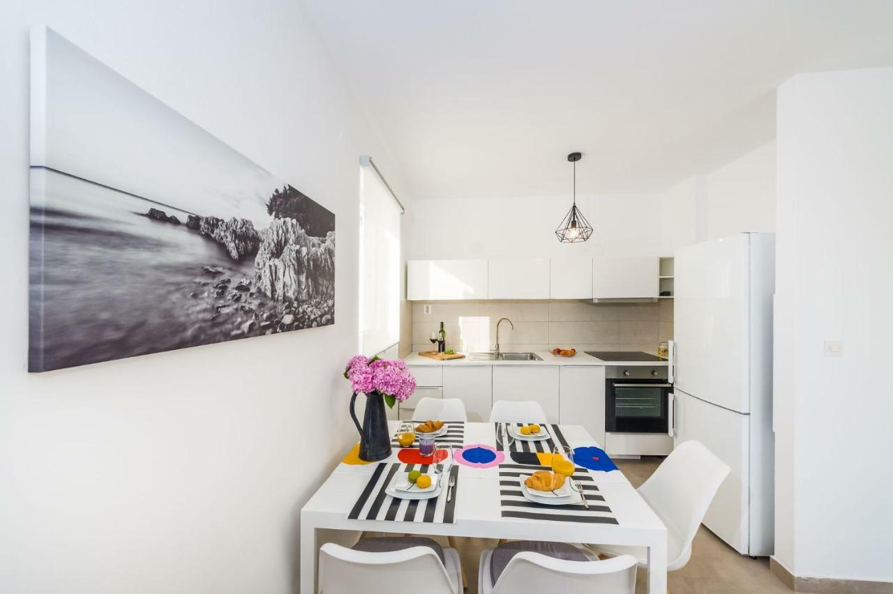 Sestrice Apartment Drage Exterior foto
