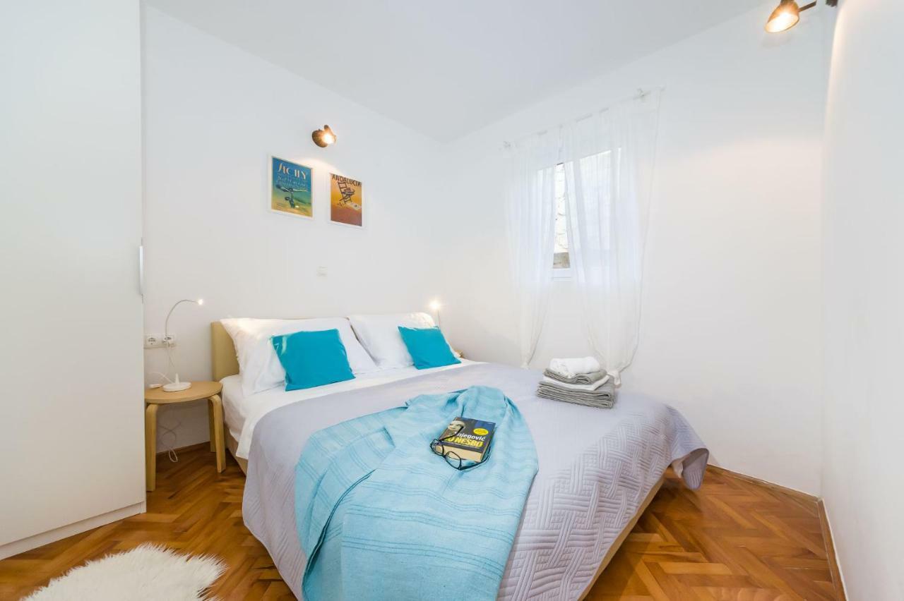 Sestrice Apartment Drage Exterior foto